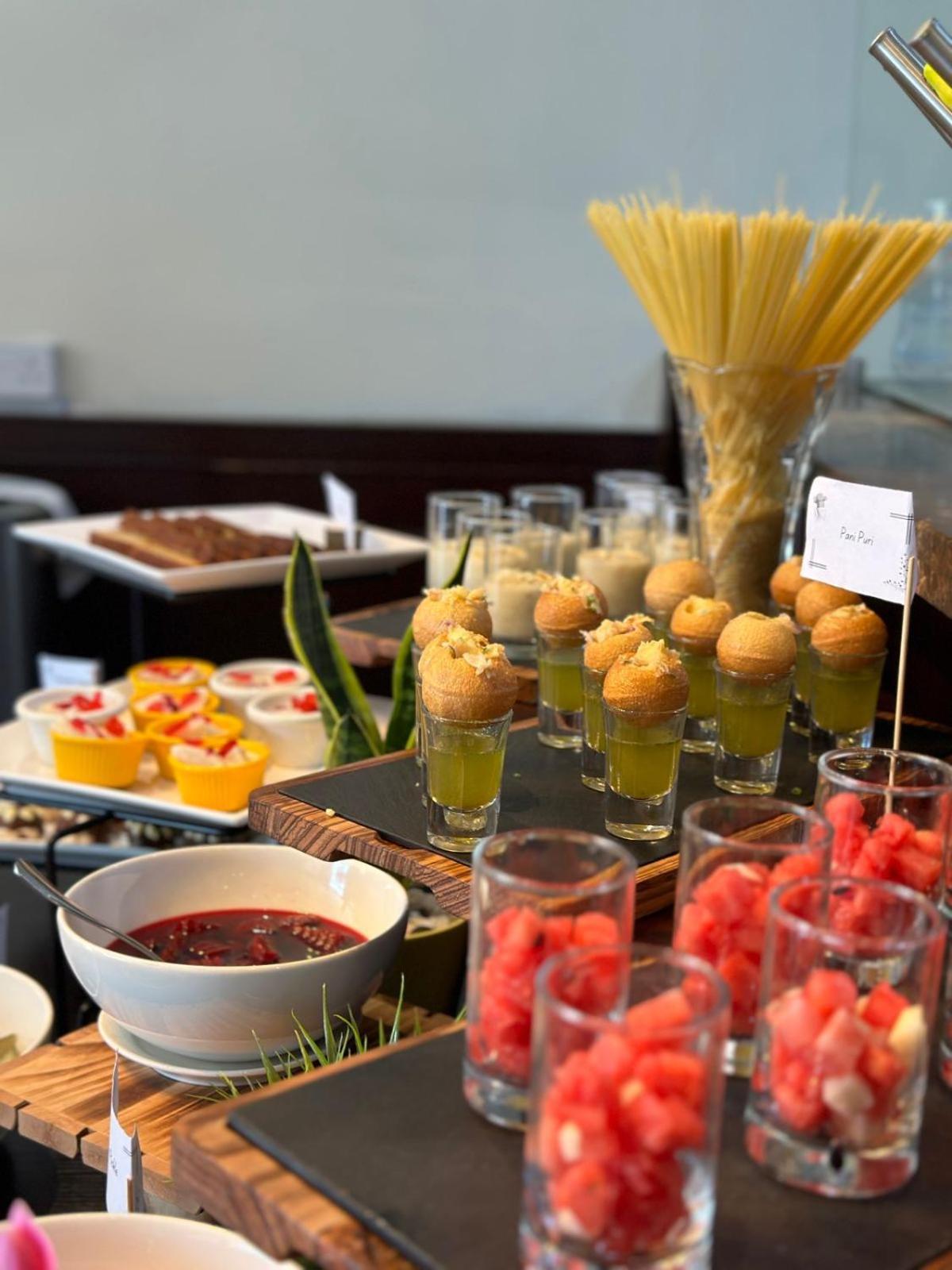 Join Inn Hotel Jebel Ali, Dubai - Formerly Easyhotel Jebel Ali المظهر الخارجي الصورة